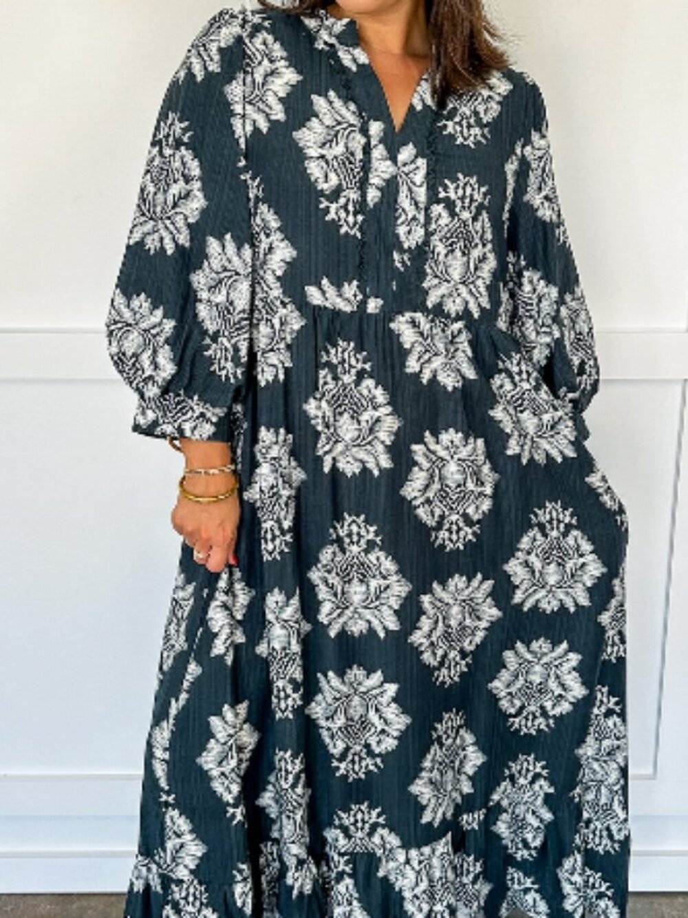 *EUC Navy Blue Floral Dress